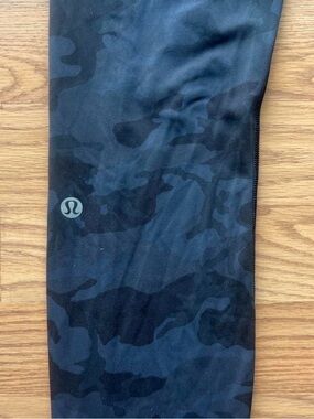 lululemon athletica Black & Dark Blue Camo Leggings